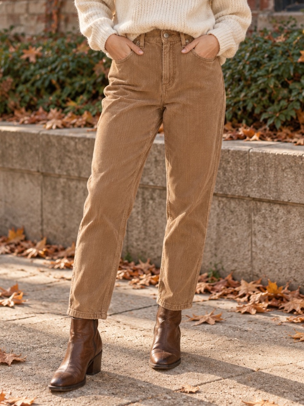 BDG Urban Outfitters Mom High Rise Corduroy Pants 29 Brown Tan Y2K Old Money